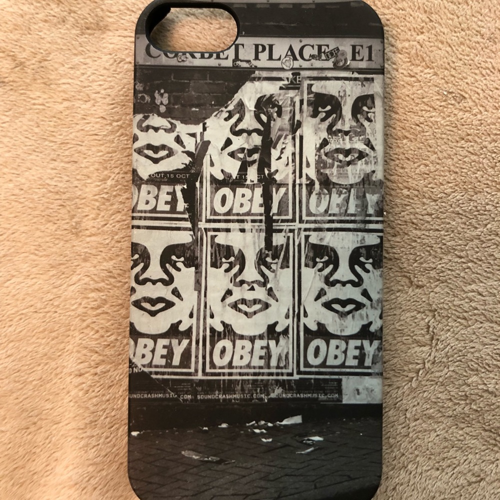 Obey Propaganda iPhone 6/6s Phone Cover